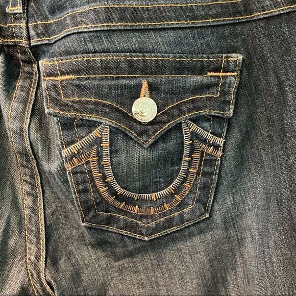 TRUE RELIGION Sz 31 Mid-Wash Boot  Cut Jeans - Picture 12 of 12